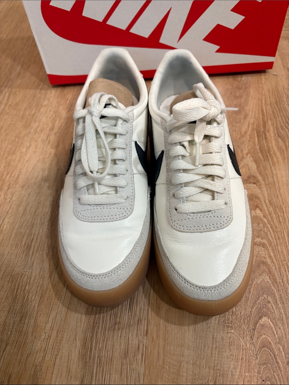 Nike Women’s Killshot 2 Sneakers in White/Black/Gum Sz 7 - Picture 3 of 10